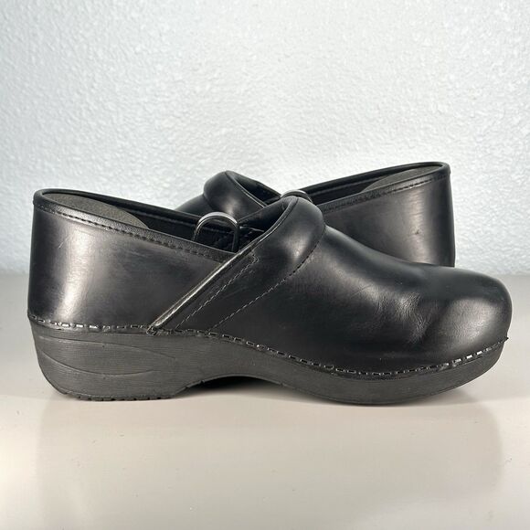 Dansko XP 2.0 Women's Clog  Waterproof Pull Up Size 40 Black US 9.5-10 - Picture 7 of 15